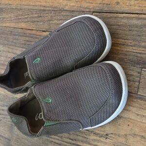 Olukai Nohea Mesh Boys - Size B13 - Slip On Shoes Sneakers - Brown